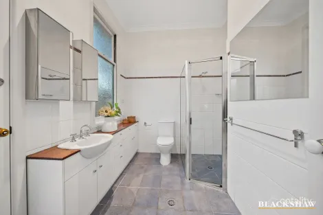 Property photo of 45 Bailey Place Yarralumla ACT 2600
