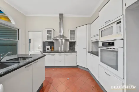 Property photo of 45 Bailey Place Yarralumla ACT 2600