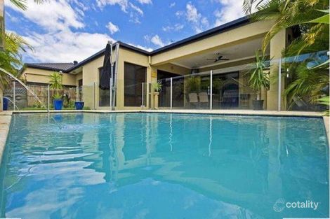 Property photo of 18 Maidenhead Court Oxenford QLD 4210