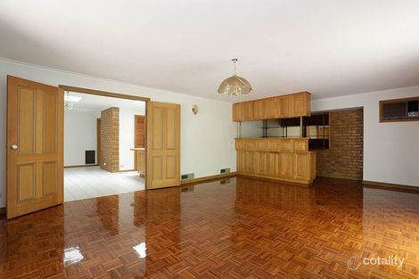 Property photo of 32 Remington Drive Glen Waverley VIC 3150