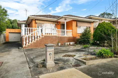 Property photo of 7 Downie Crescent Hamlyn Heights VIC 3215