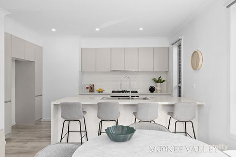 Property photo of 26 Stonecutter Crescent Wollert VIC 3750