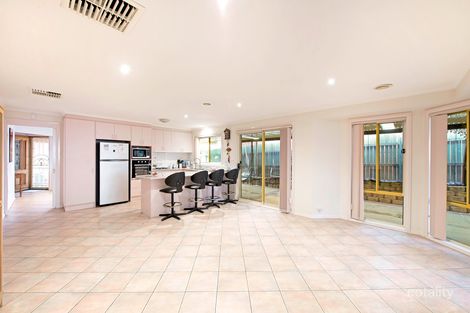 Property photo of 33 Kangaroo Close Nicholls ACT 2913