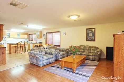 Property photo of 3 Morrow Place Hoppers Crossing VIC 3029