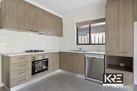 Property photo of 2/3 Amelie Parade Tarneit VIC 3029