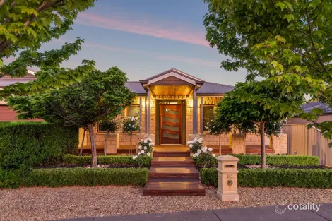 Property photo of 14 Hanover Place Strathfieldsaye VIC 3551