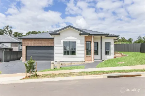 2a White Oak St, Tahmoor, NSW 2573