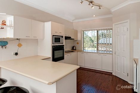 Property photo of 13 Darlington Court Flinders View QLD 4305
