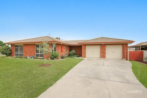 2/36 Mayfair Dr, West Wodonga, VIC 3690