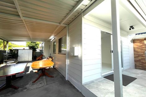 55 Wattle Rd, Casula, NSW 2170