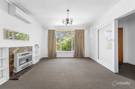 Property photo of 2 Anthony Drive Mount Waverley VIC 3149