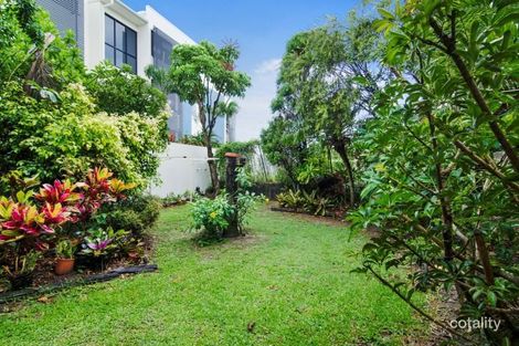 Property photo of 1/3 Nyrang Avenue Palm Beach QLD 4221