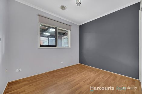 Property photo of 5 Mosig Court Hampton Park VIC 3976
