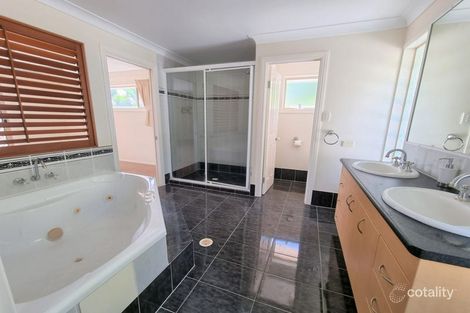 Property photo of 18 Sawtell Drive Currumbin Waters QLD 4223