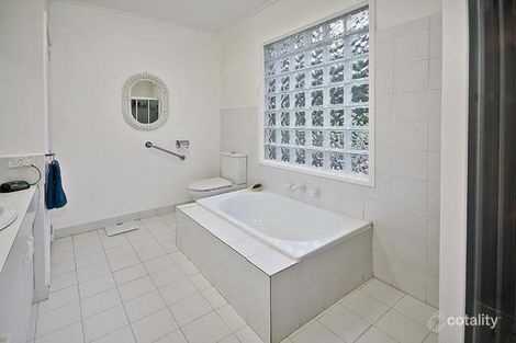 Property photo of 4 Spring Street Niddrie VIC 3042