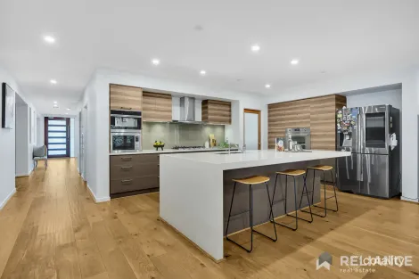 Property photo of 9 Peppermint Grove Taylors Hill VIC 3037