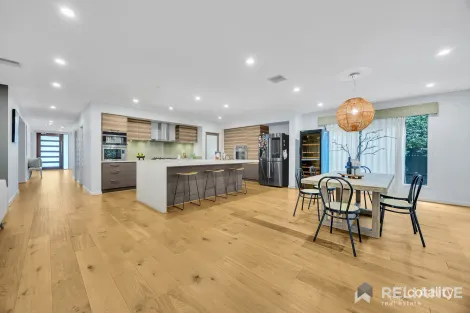 Property photo of 9 Peppermint Grove Taylors Hill VIC 3037