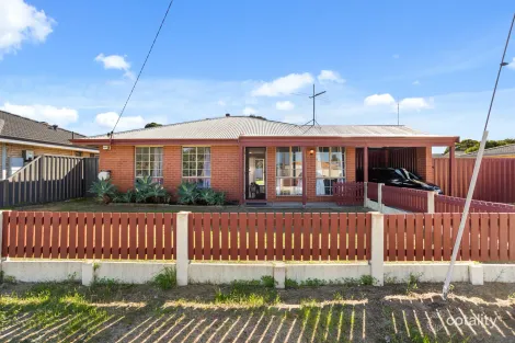Property photo of 30 Whatman Way Withers WA 6230