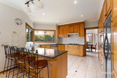 Property photo of 9 Tally Ho Court Burwood East VIC 3151