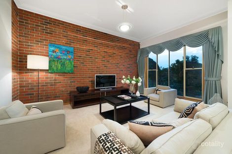 Property photo of 5 Lithgow Street Glen Iris VIC 3146