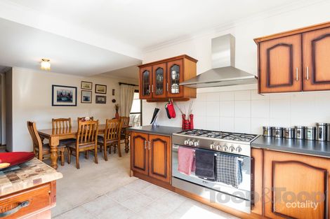 Property photo of 1 Pitcairn Grove West Lakes SA 5021