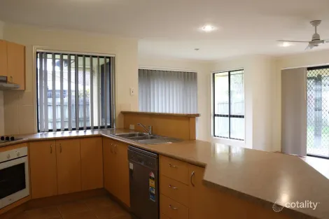 Property photo of 31 Aird Street Sandstone Point QLD 4511