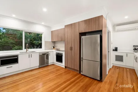 Property photo of 90 Weidlich Road Eltham North VIC 3095