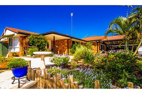 Property photo of 2 Rebbechi Court Parkwood QLD 4214
