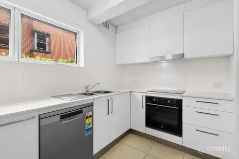 Property photo of 1/68 Howard Avenue Dee Why NSW 2099