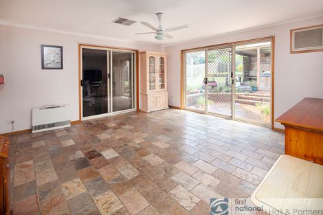 Property photo of 3 Sue Court Hampton Park VIC 3976