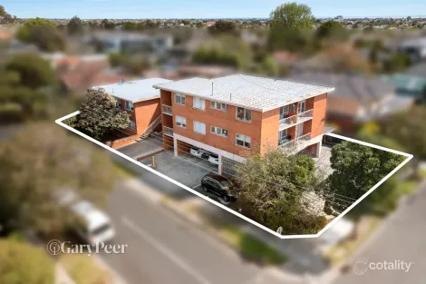 Property photo of 10 Rothschild Street Glen Huntly VIC 3163