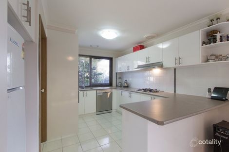 Property photo of 5 Tyntynder Drive Carrum Downs VIC 3201