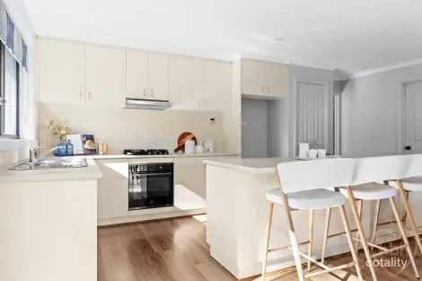 Property photo of 13 Angell Place Banks ACT 2906
