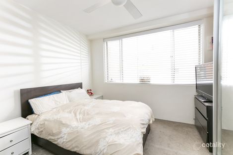 Property photo of 2/4 Holborn Avenue Dee Why NSW 2099