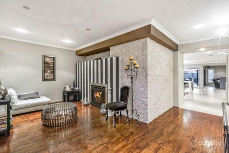 Property photo of 8 Pearce Circuit Point Cook VIC 3030