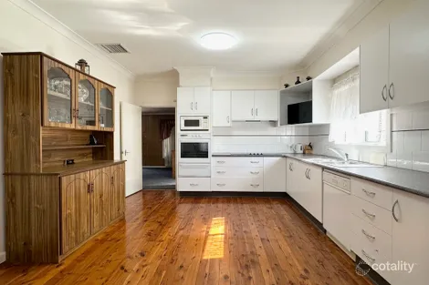 Property photo of 7 Lasscock Road Griffith NSW 2680