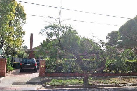 Property photo of 18 Oak Crescent Caulfield North VIC 3161
