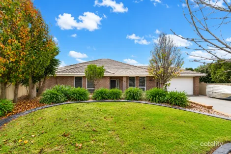 7 Miller Ct, Encounter Bay, SA 5211