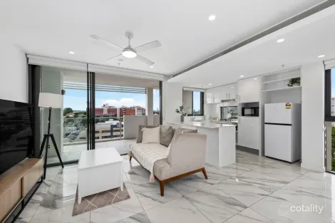 709/70-74 Carl St, Woolloongabba, QLD 4102