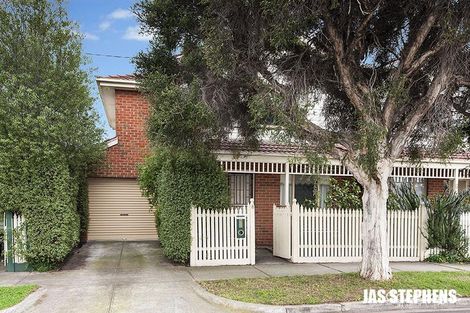 8 West St, West Footscray, VIC 3012