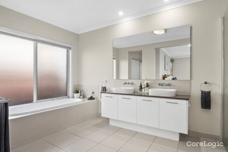 Property photo of 26 Stanbury Avenue Highton VIC 3216