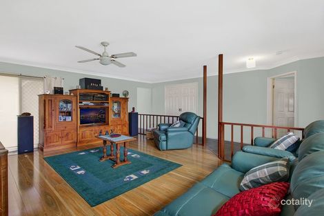 Property photo of 9 Pierre Close Tumbi Umbi NSW 2261