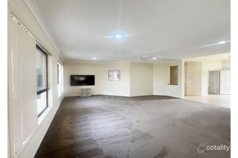 Property photo of 34 Nottinghill Gate Drive Arundel QLD 4214