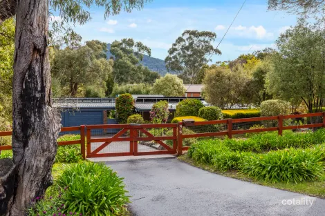 96 Carrington St, Macedon, VIC 3440