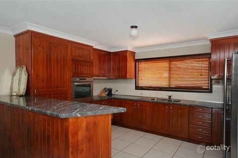 Property photo of 1 Coonawarra Court Wilsonton Heights QLD 4350