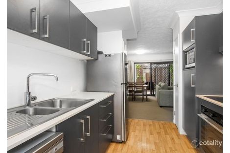 Property photo of 1/9 Carter Street North Ward QLD 4810