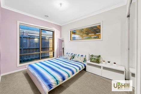 Property photo of 36 Compton Way Clyde North VIC 3978