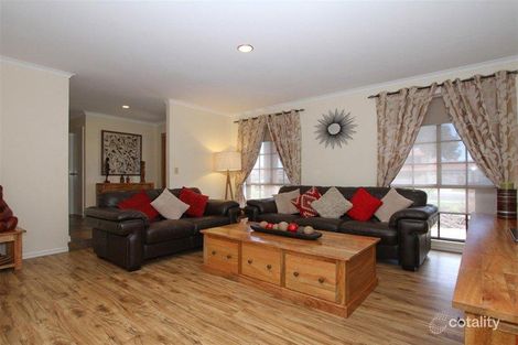 Property photo of 40 Windlass Avenue Ocean Reef WA 6027