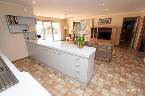 Property photo of 3 Eales Place Kambah ACT 2902