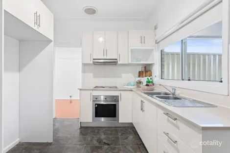 Property photo of 14 Maunder Avenue Girraween NSW 2145
